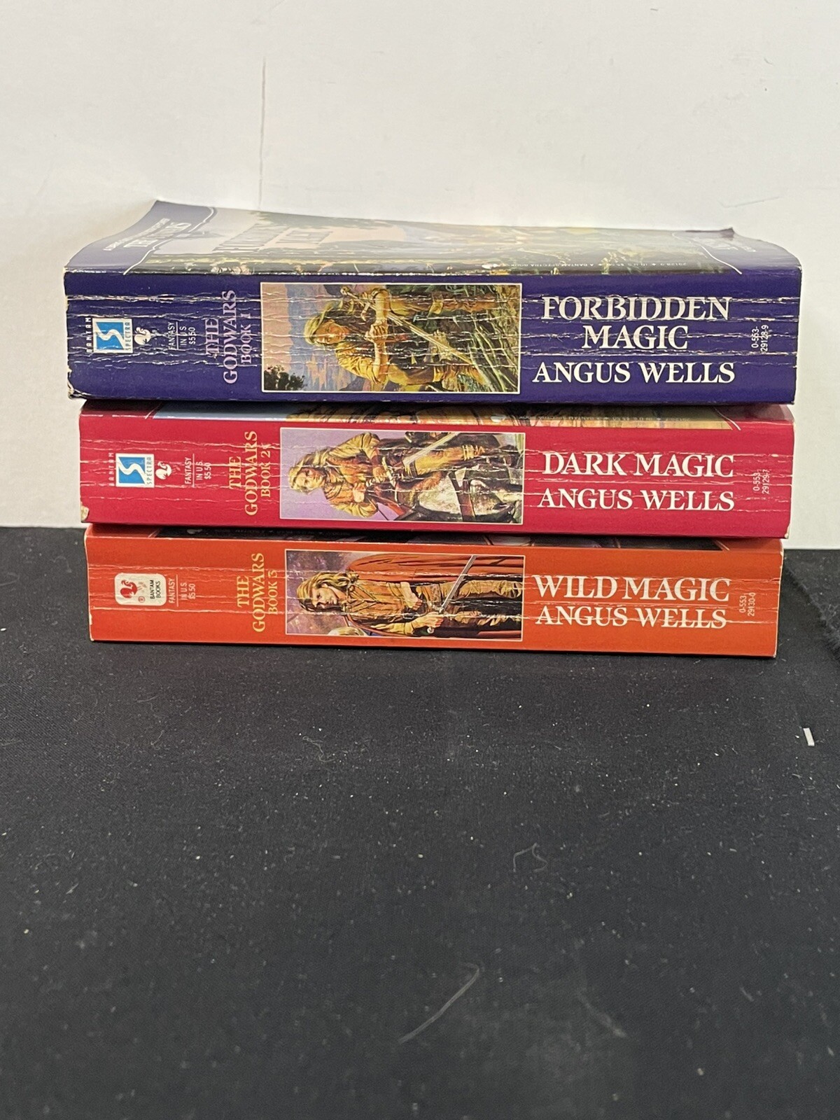 3V Set THE GODWARS Angus Wells – Forbidden Magic, Dark Magic, Wild Magic