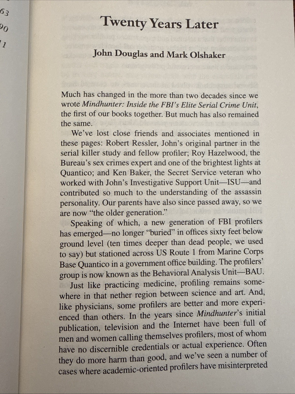Mindhunter : Inside the FBI’s Elite Serial Crime Unit by John E. Douglas and…