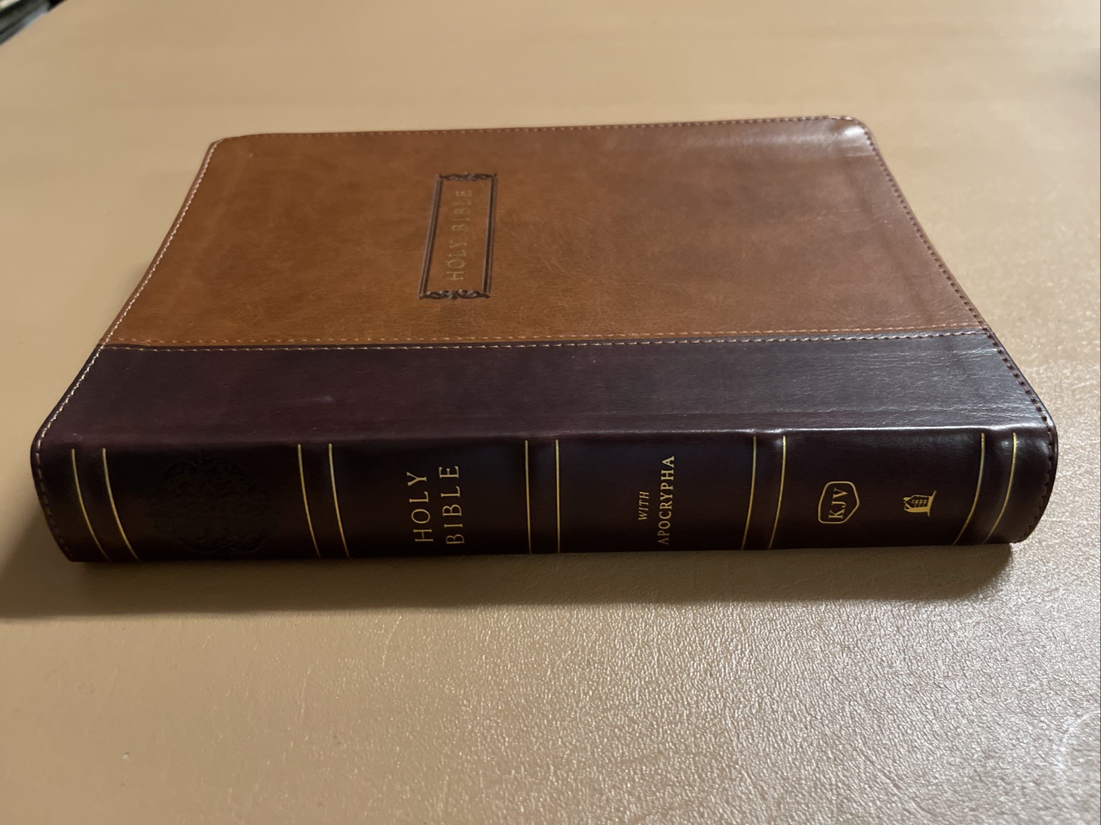 Kjv, Center-Column Reference Bible with Apocrypha, Leathersoft, Brown, 73,000…