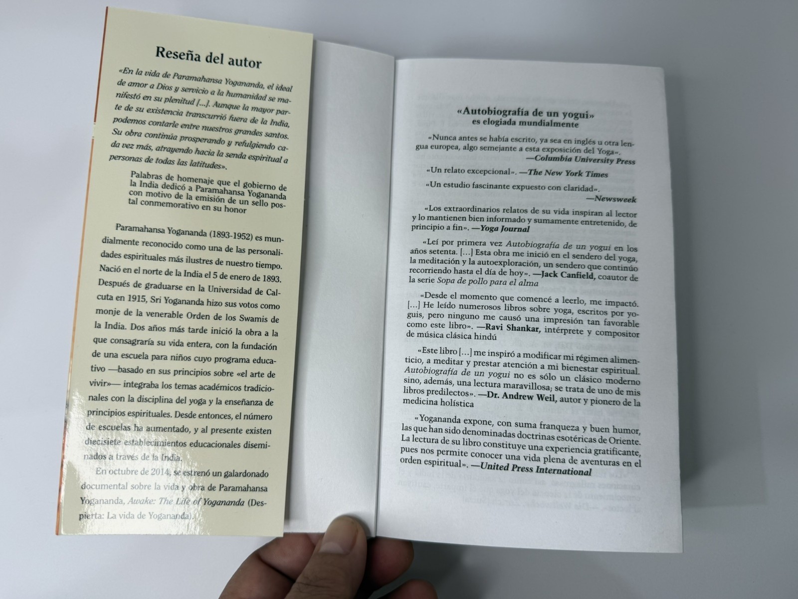 Autobiografía de un Yogui by Paramahansa Yogananda 2024 Spanish Paperback