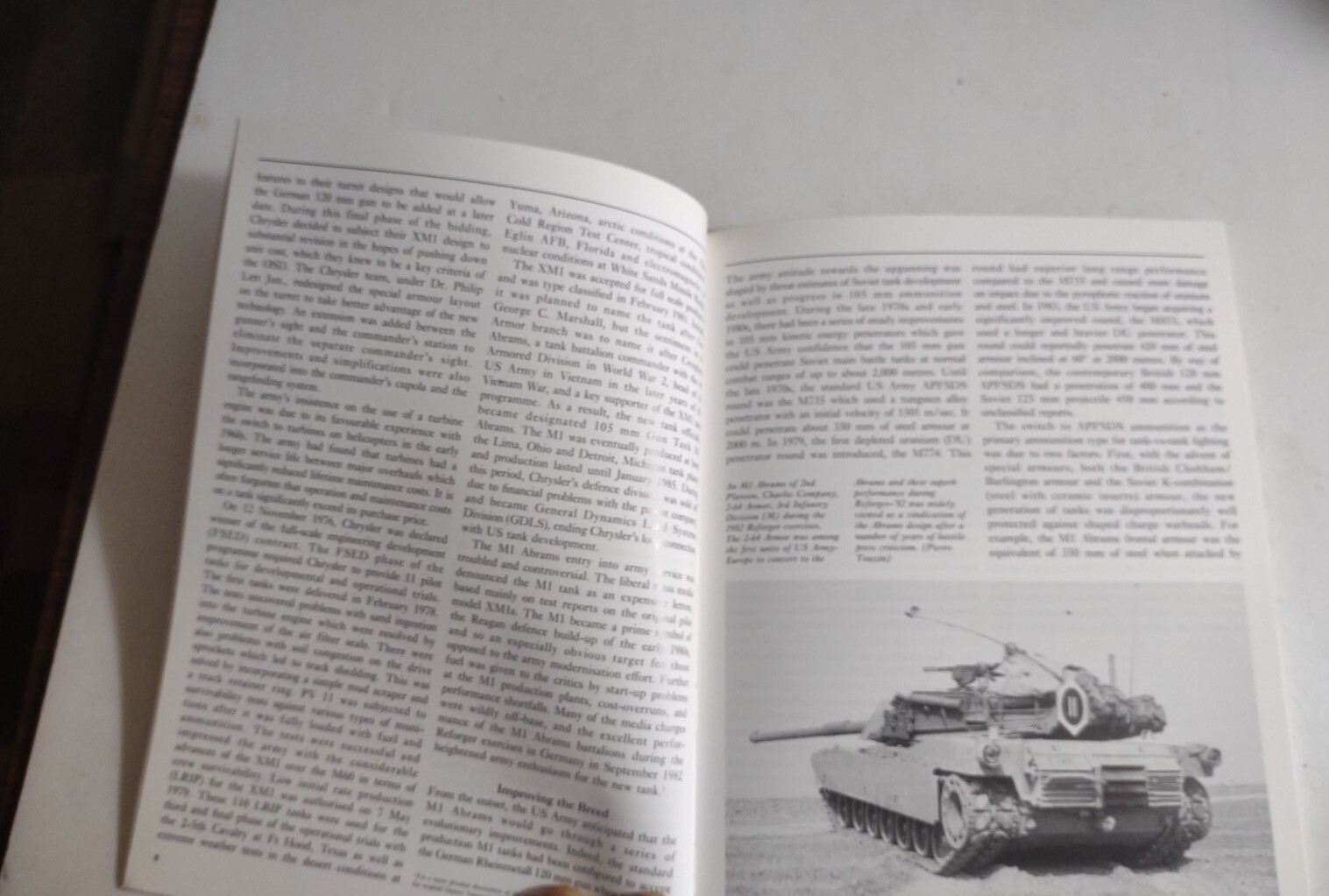 New Vanguard Ser.: M1 Abrams Main Battle Tank 1982-92 by Peter Sarson and Steven