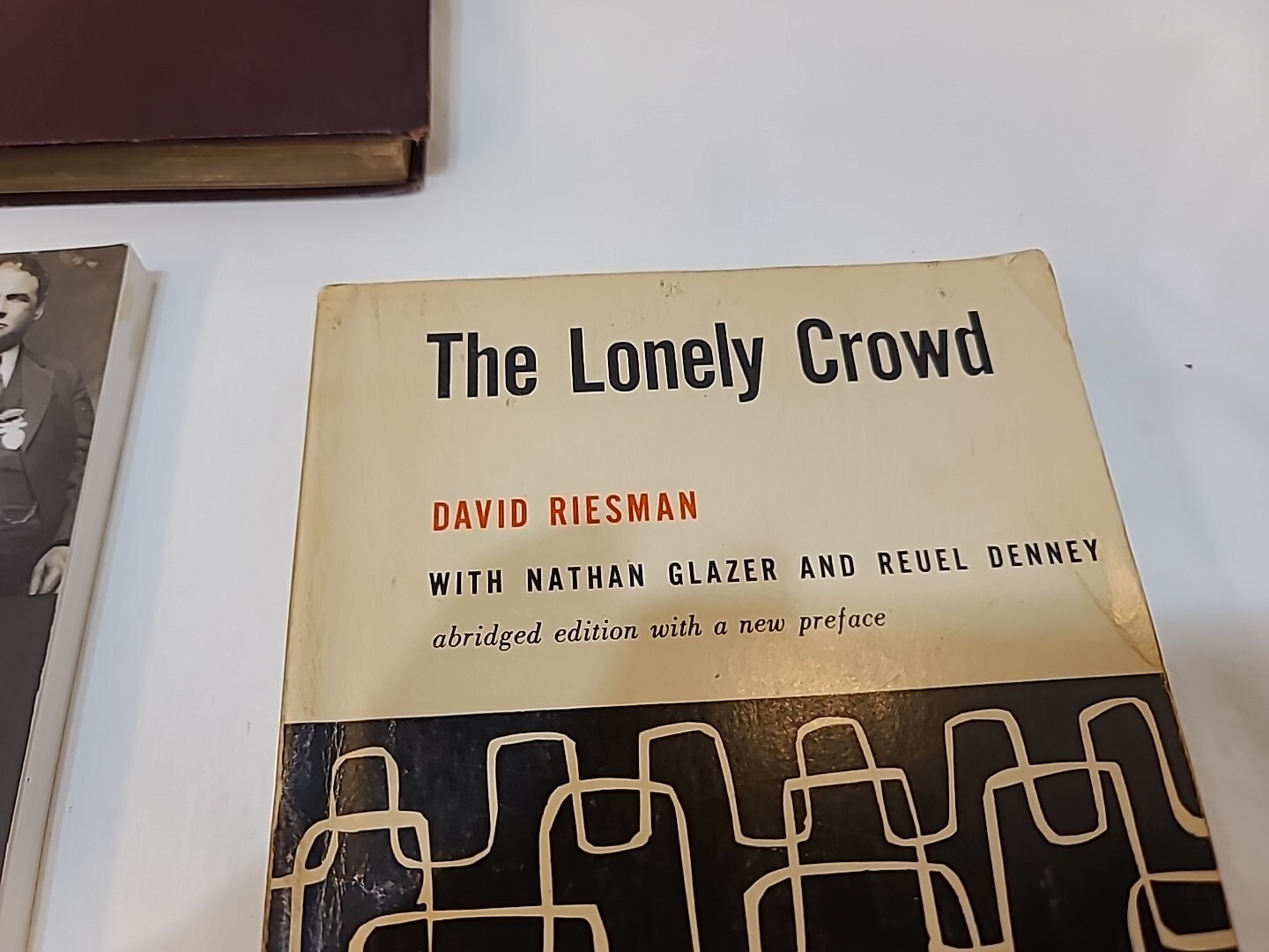 Lot of 4 Miscellaneous Books And 1 Pamphlet David Reisman, Rose Nolen And More