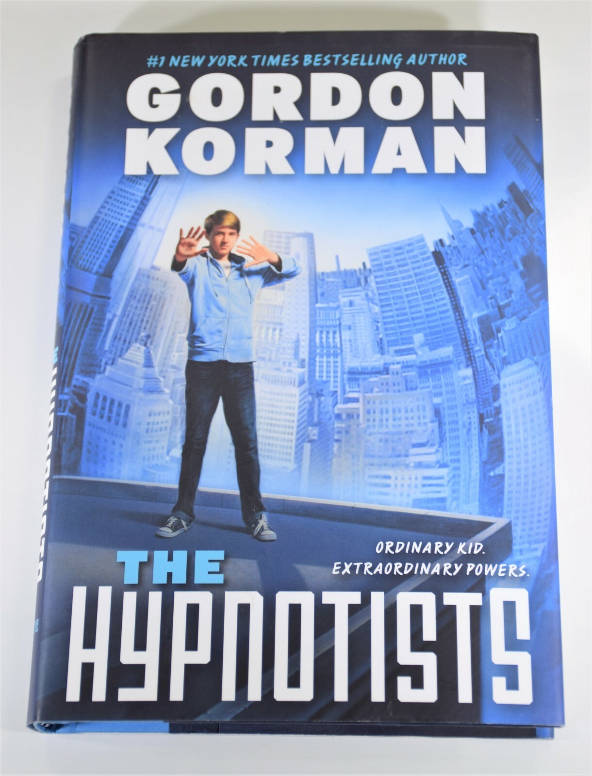 Gordon Korman THE HYPNOTISTS Scholastic Press 2013 Hardcover, Dust Jacket
