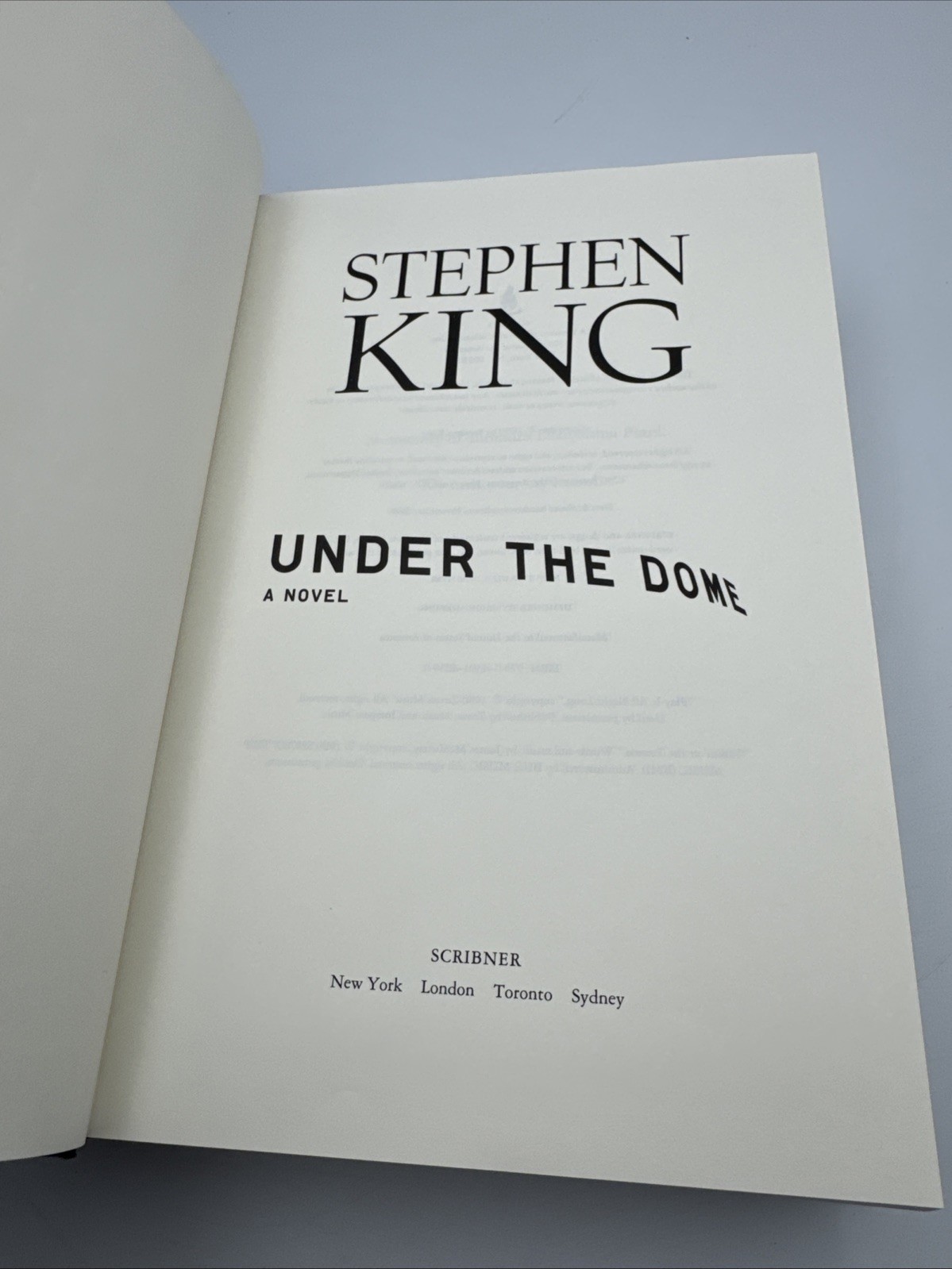 Stephen King Under the Dome 1st Scribner Hardcover Edition 2009 HC DJ