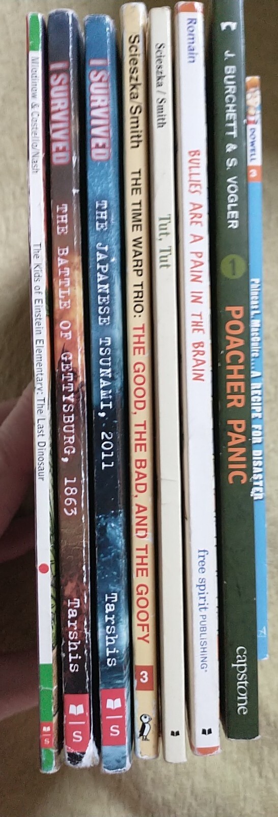 Lot of 8 Youth Readers Chapter Books Ages 7-11 Boy Interest Grade 2-4 Scholastic