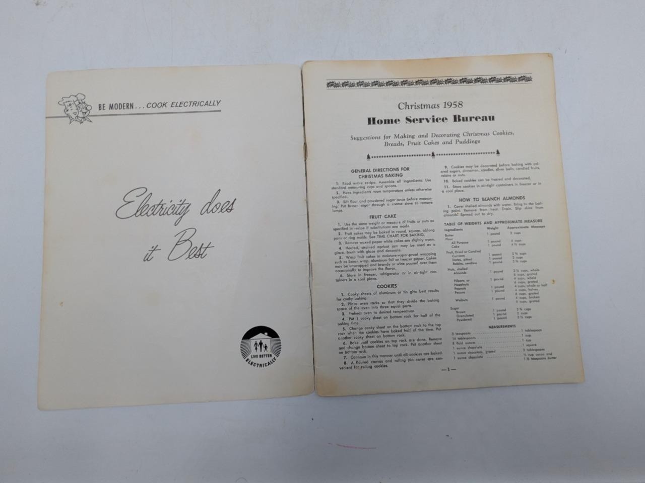 1958 WE Energies Cookie Book Wisconsin Electric Christmas Cooky Recipe Book B