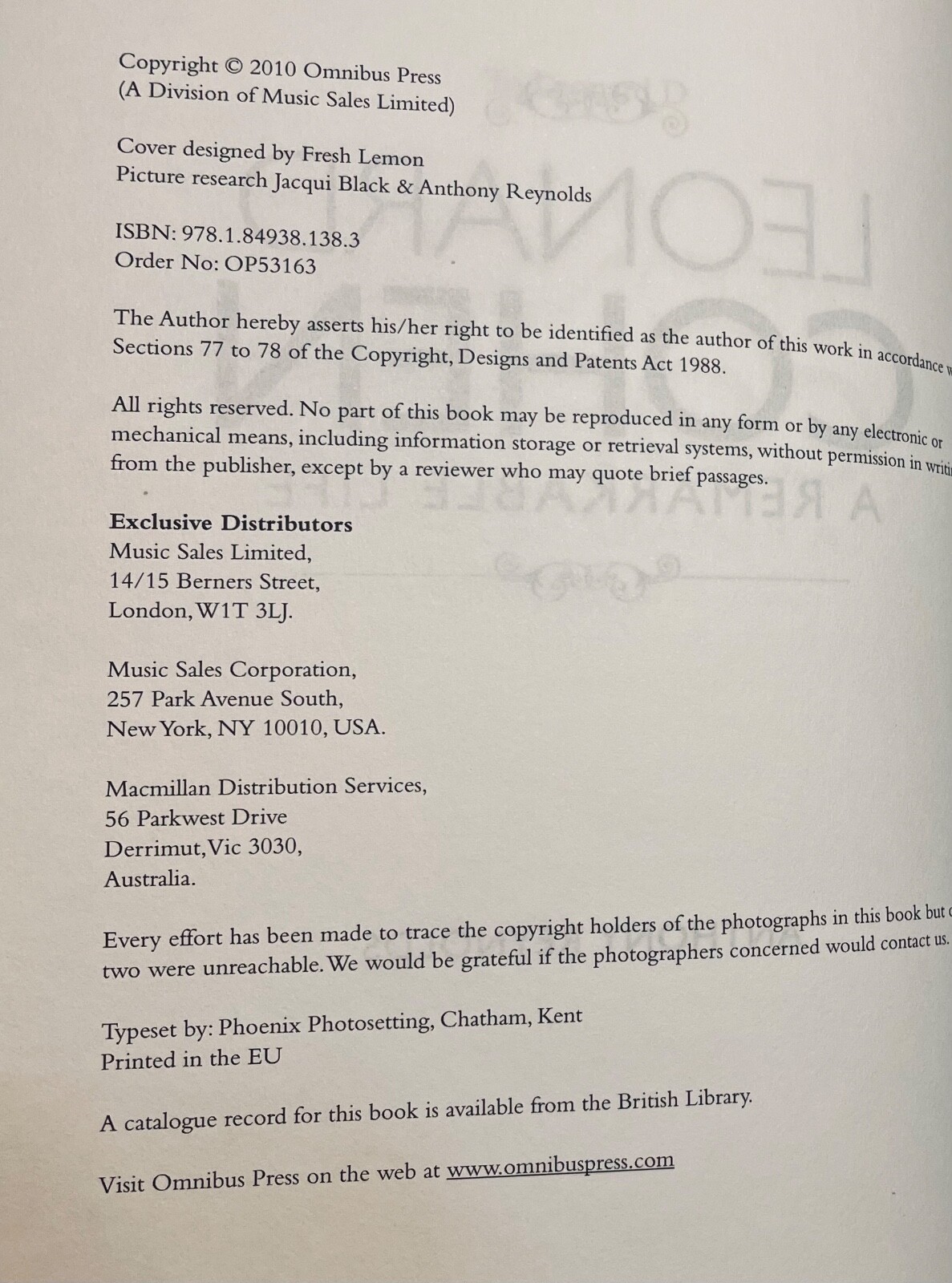 Leonard Cohen: A Remarkable Life – Anthony Reynolds, NearFine 2010 Omnibus Press