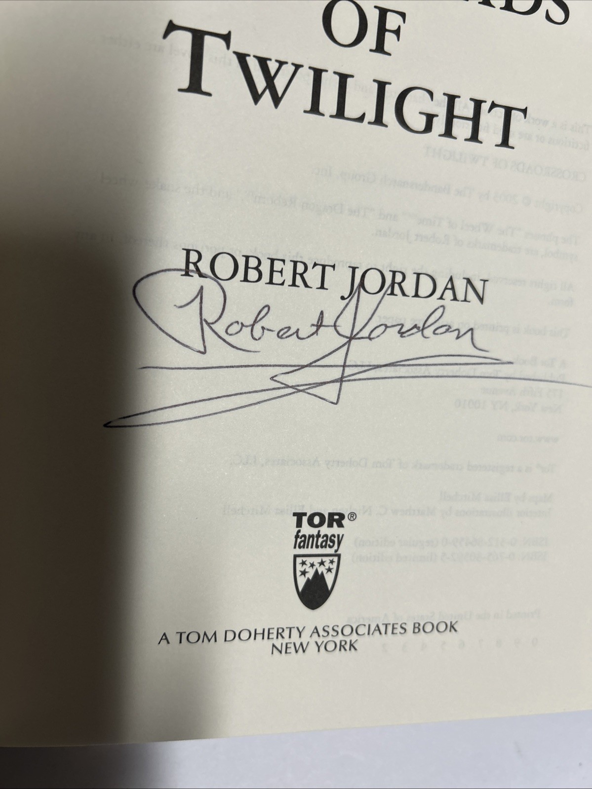SIGNED Robert Jordan Crossroads of Twilight 2003 1st Edition 2nd Print HC/DJ