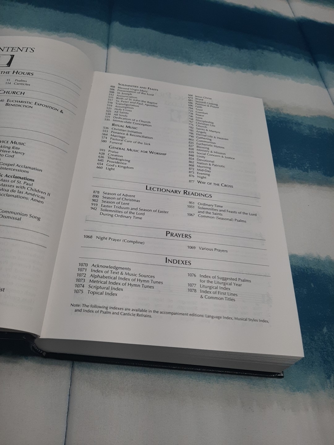 Journeysongs Hymnal Oregon Catholic Press OCP Publications 2003 HC