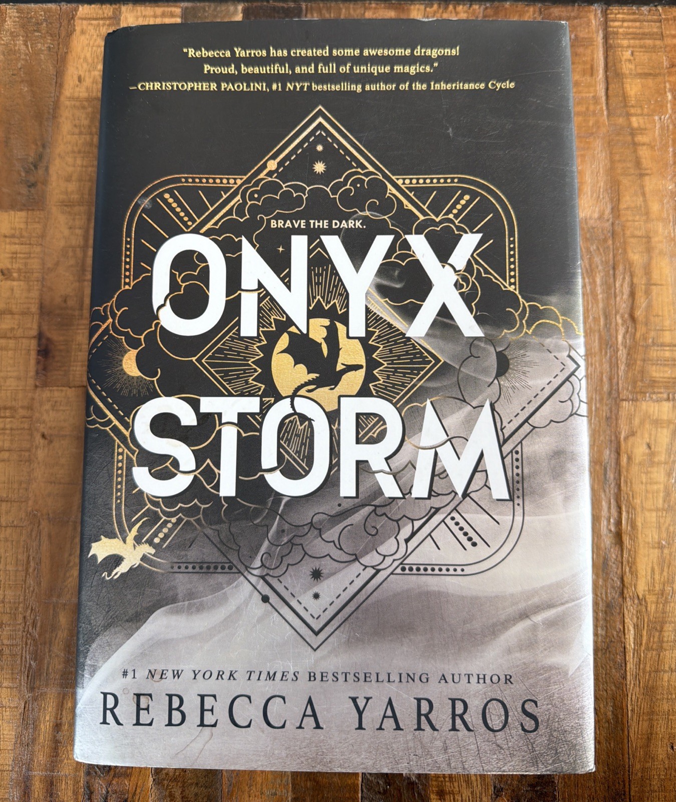 Onyx Storm (Standard Edition) (The Empyrean, 3)