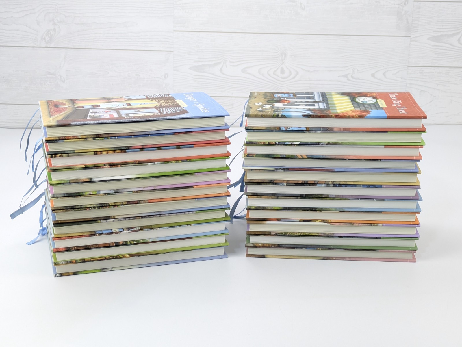 Antique Shop Mysteries Hardcover Lot of 22 Book Set w/Dustcovers GREAT SHAPE!