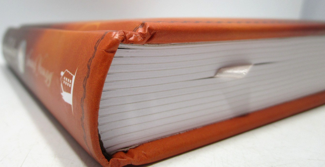 Jesus Calling, Padded Hardcover, with Scripture References: Enjoying Peace i…