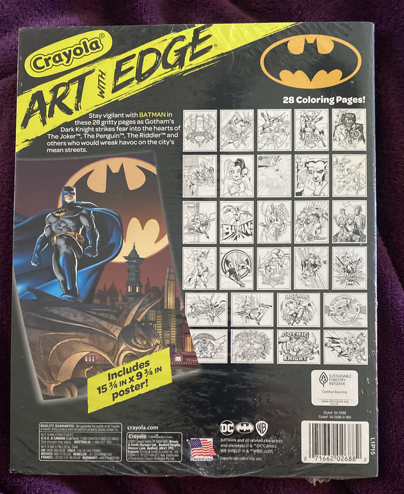 Crayola- Art With Edge -Batman Coloring Book- 28 Pages + Poster- New Sealed!