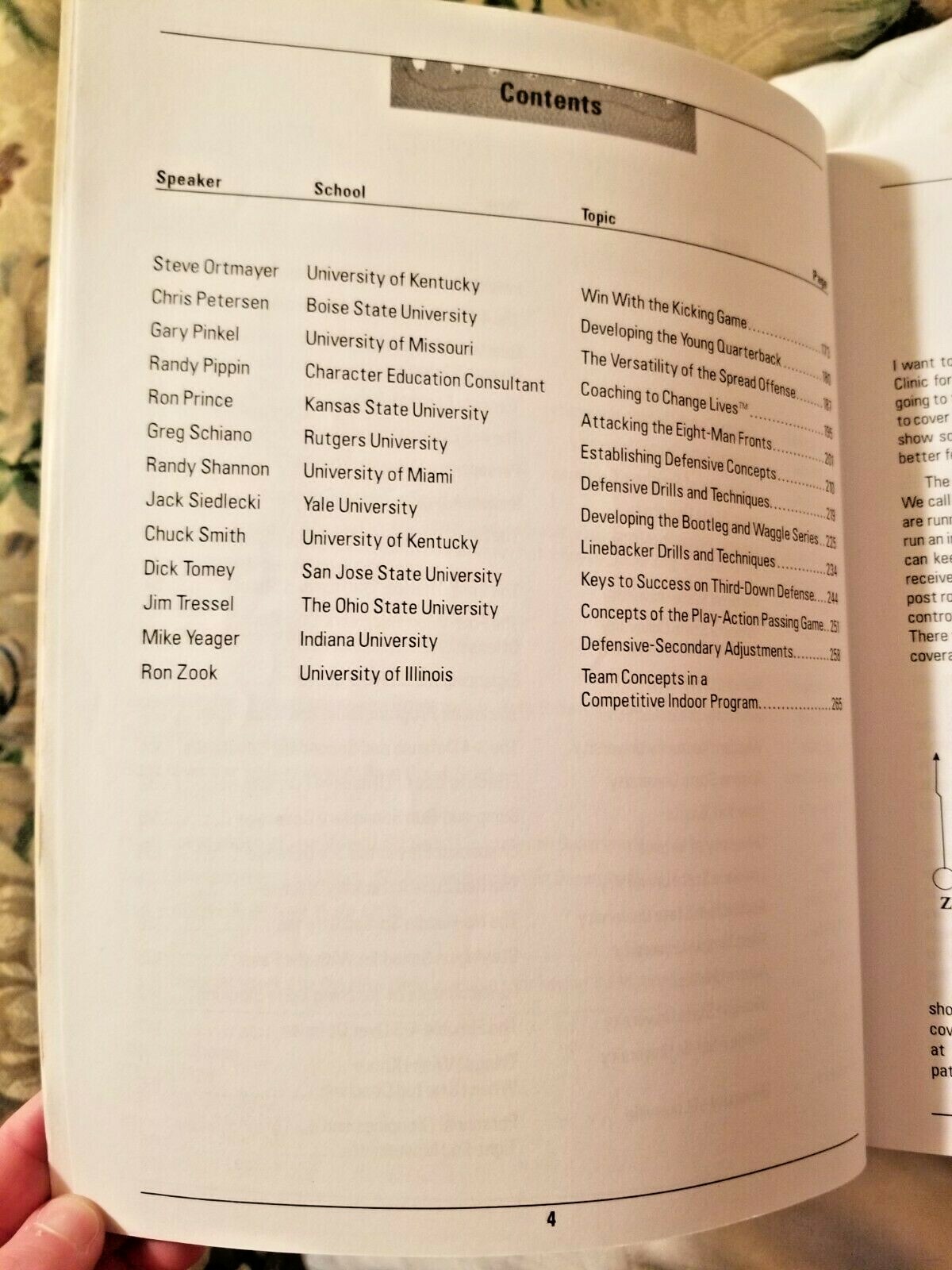 2008 Coach of the Year Clinics Football Manual (2008) Earl Browning