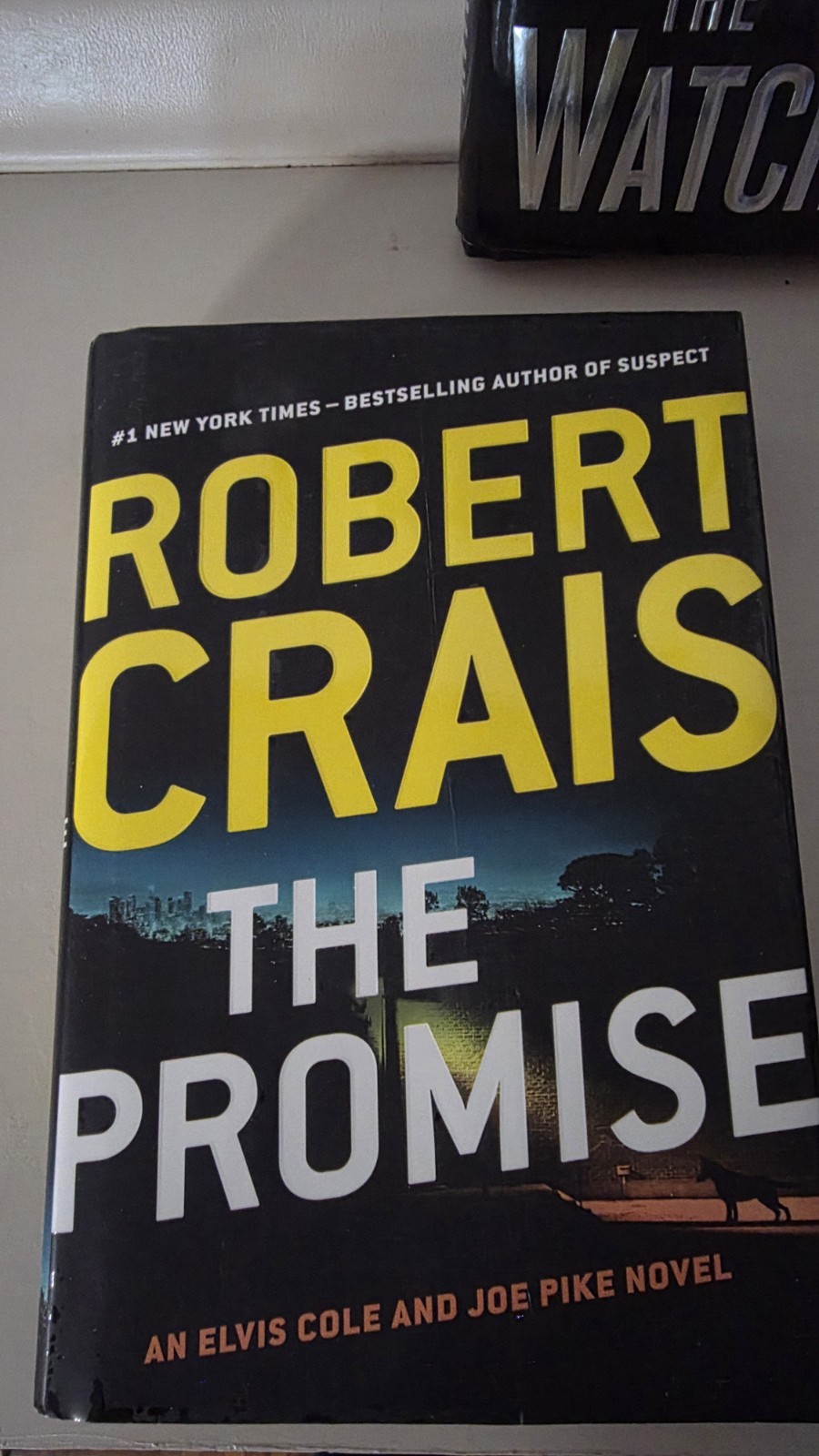 4 Robert Crais Hardcovers Elvis Cole & Joe Pike +
