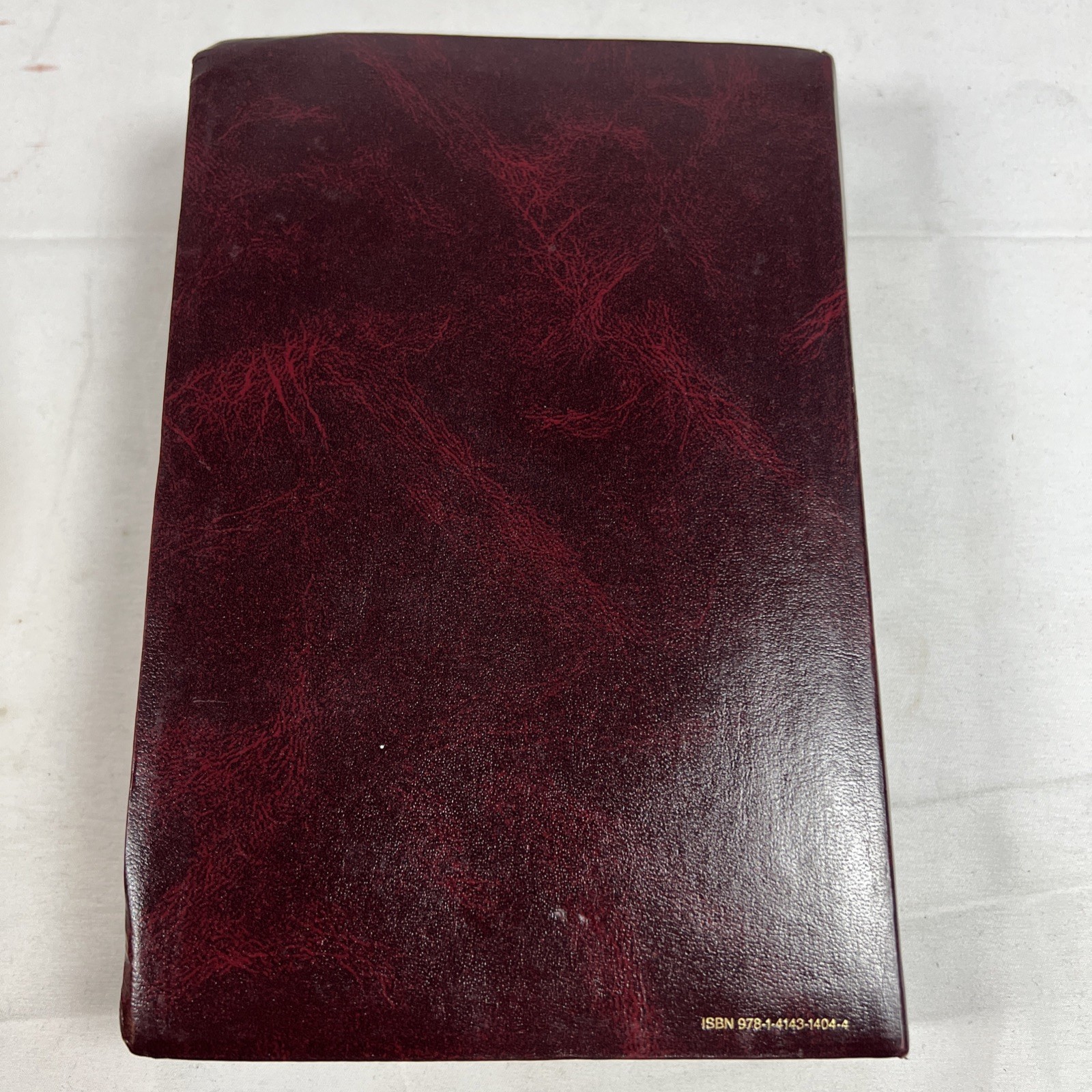 Holy Bible New Living Translation Tyndale Red Letter Personal Size LARGE PRINT