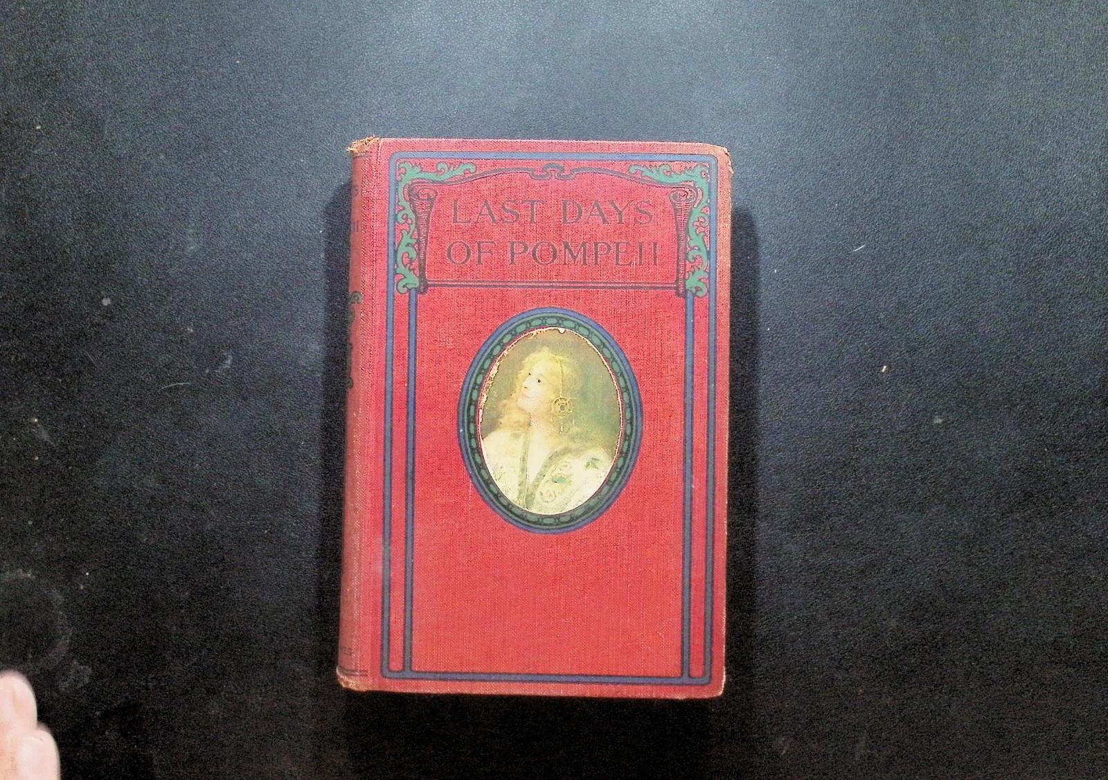 The Last Days of Pompeii by Bulwer Lytton Antique Red Decorative HC W.B. Conkey