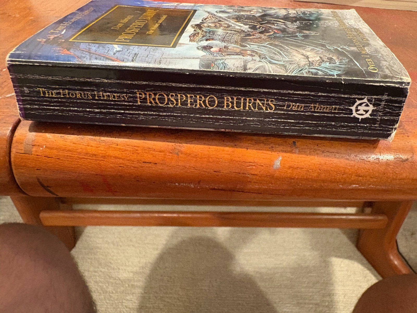 Prospero Burns, Dan Abnett. Warhammer 40,000 Horus Heresy Series