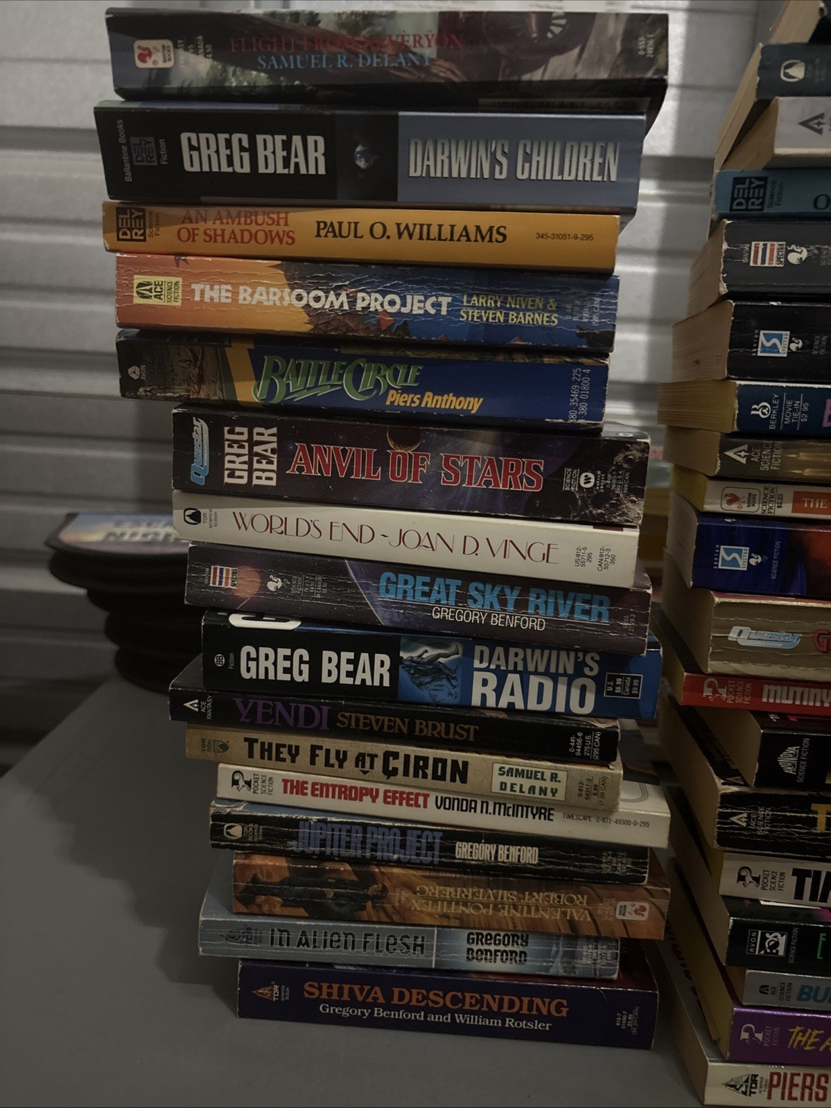 Huge Lot of 35 Vintage Sci-Fi/Fantasy PB Books ACE DEL REY TOR DAW