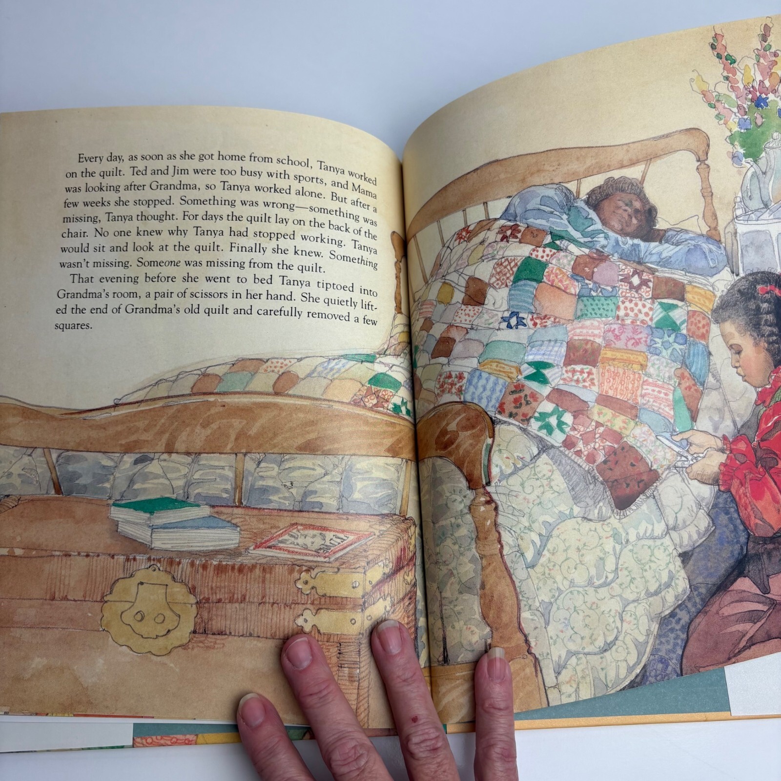 Vintage The Patchwork Quilt Valerie Flournoy Signed Hardcover Book GOOD