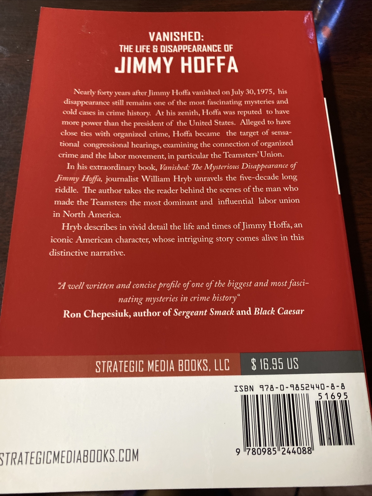 Gangland Mysteries Ser.: Vanished : The Life and Disappearance of Jimmy Hoffa by