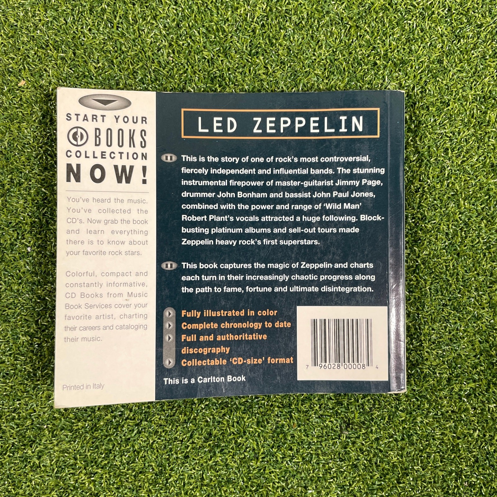 LED ZEPPELIN Collectable CD Sz format Book by Chris Welch w/ Color Illustrations