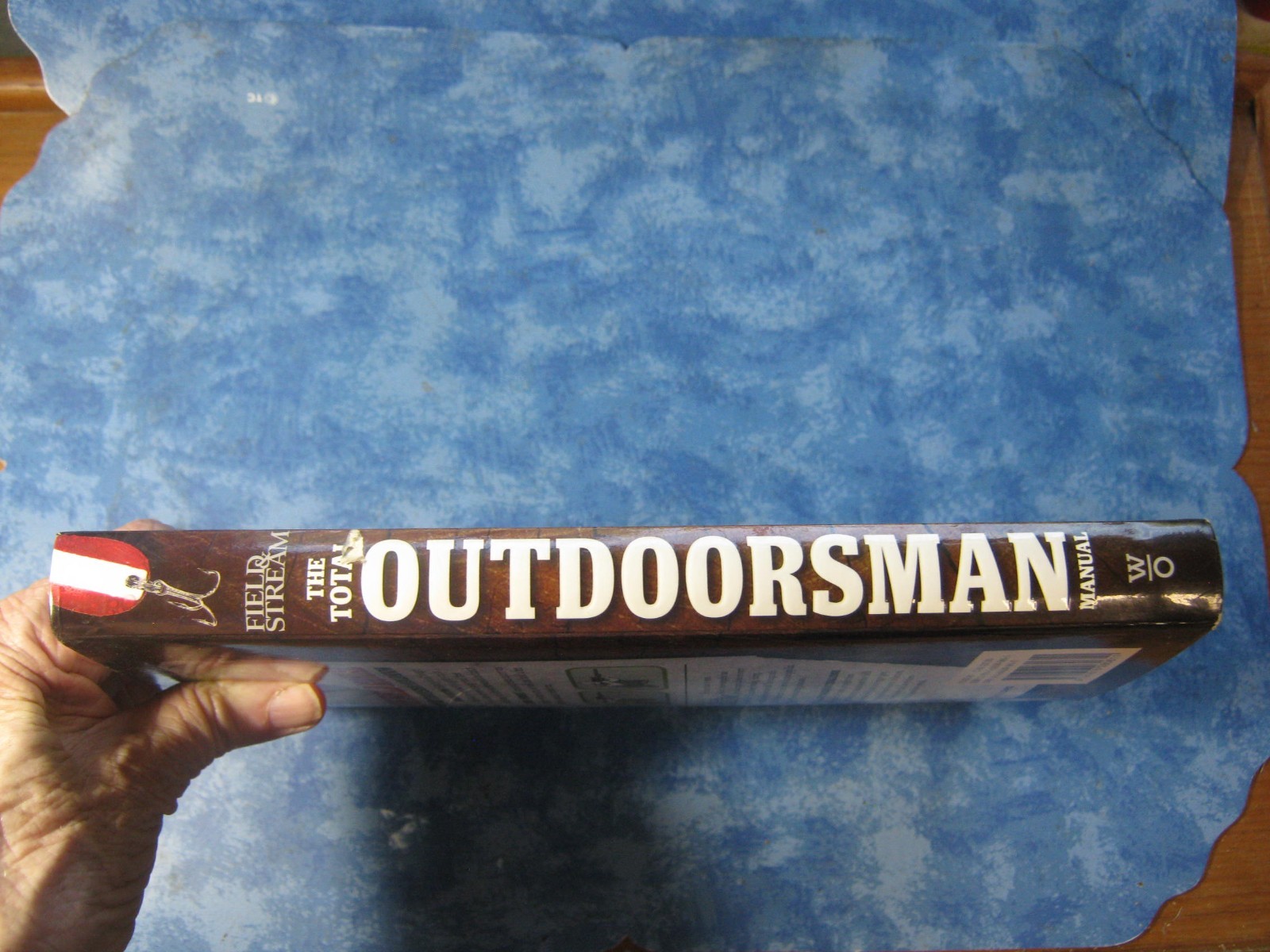 THE TOTAL OUTDOORSMAN SURVIVAL MANUAL SC 2014 374 Skills You Need VGC