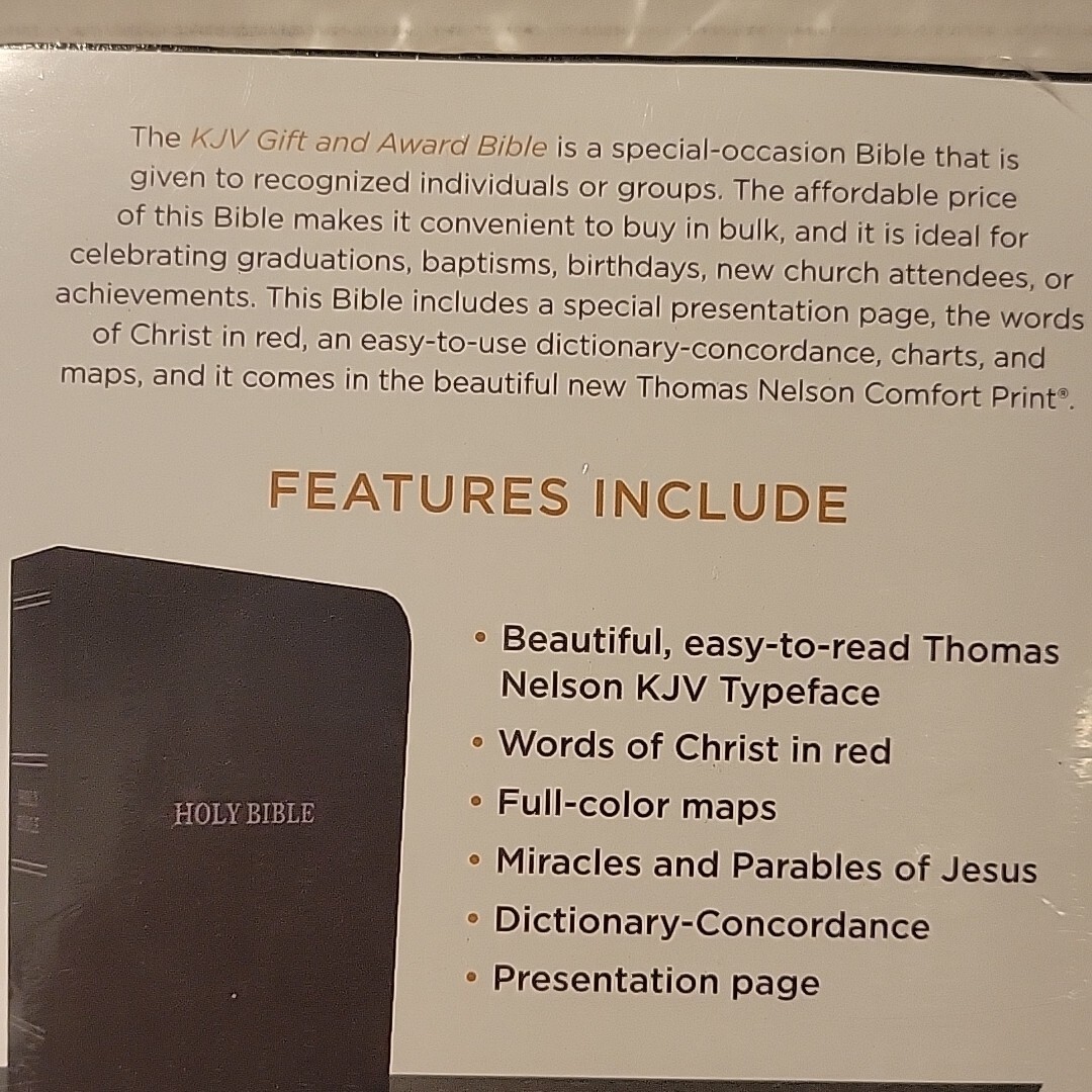 New Holy Bible New King James Version with Gift and Award Thomas Nelson NEW
