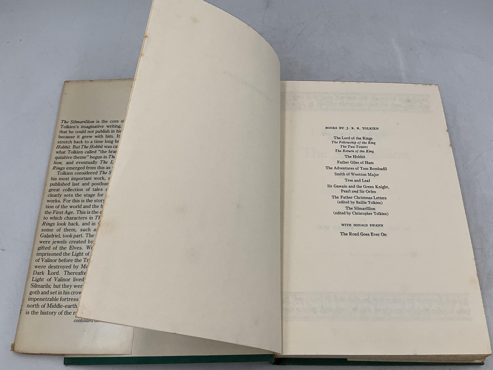 THE SILMARILLION John Ronald Reuel Tolkien 1977, 1sr Ed.1st Print. Map included