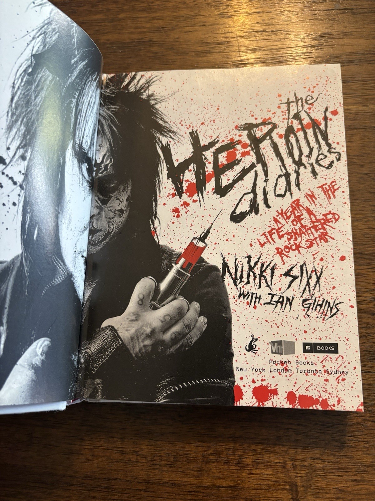 The Heroin Diaries By Nikki Sixx 1st Printing First Edition 2017 HCDJ