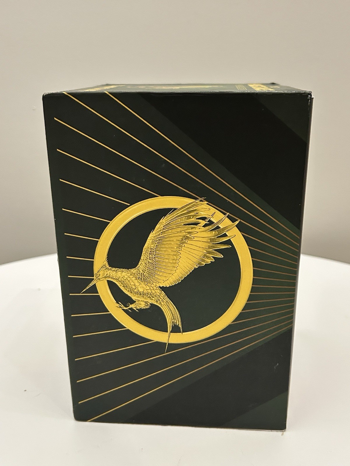 The Hunger Games Four-Book Collection Suzanne Collins Box Set Scholastic Inc.