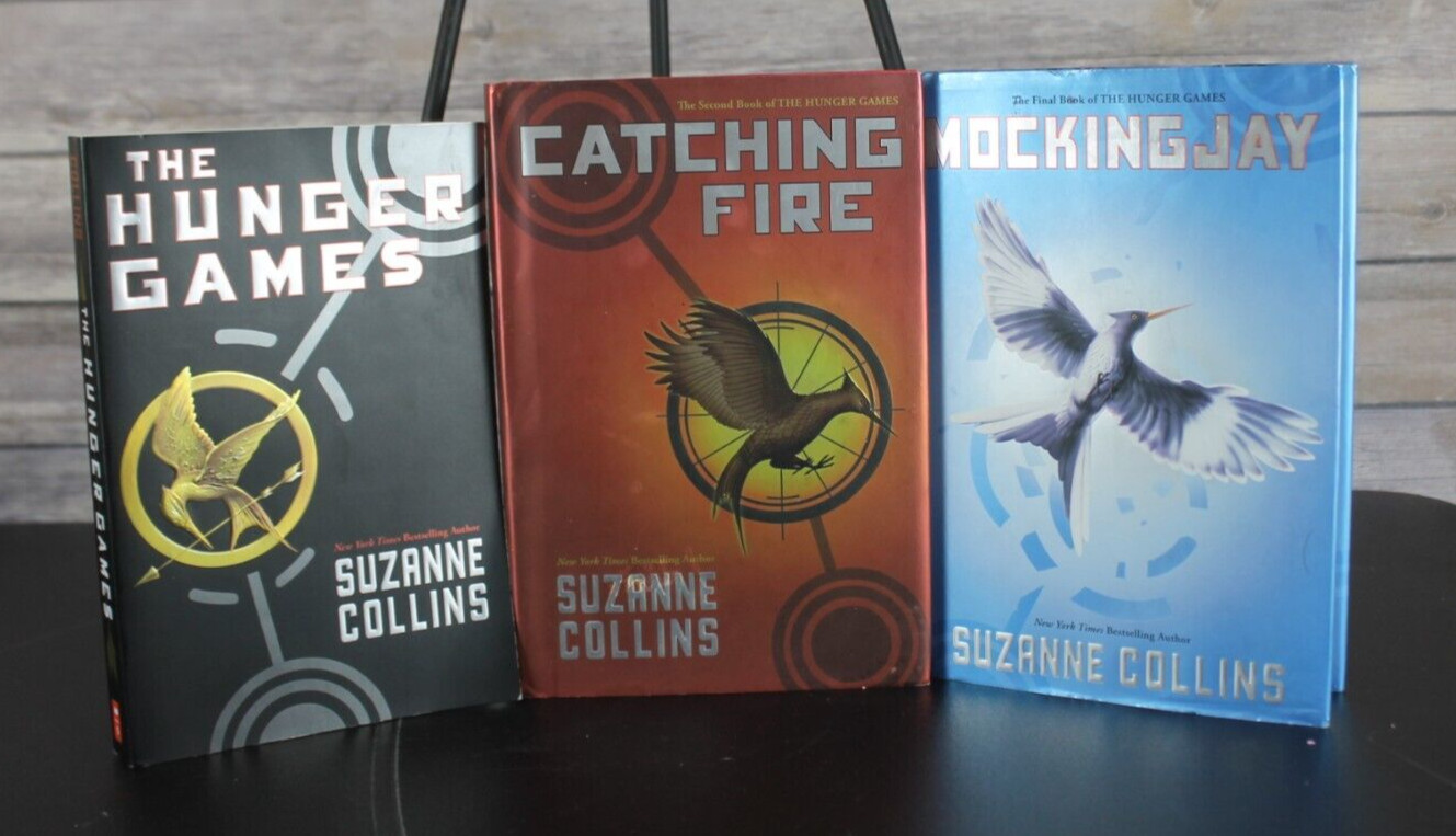 The Hunger Games Trilogy Set Suzanne Collins Paperback & Hardcover- DJ- VG