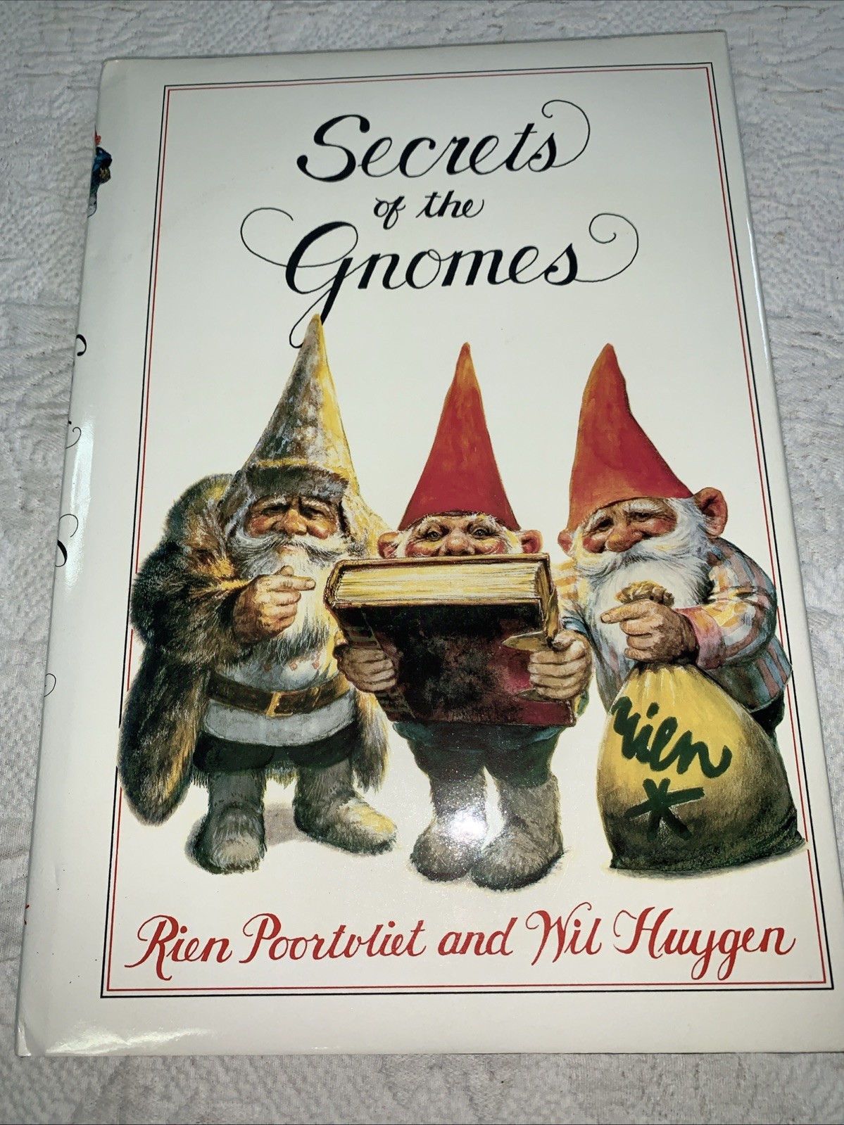 Secrets of the Gnomes By Wil Huygen and Rien Poortvliet 1982 HCDJ Abrams