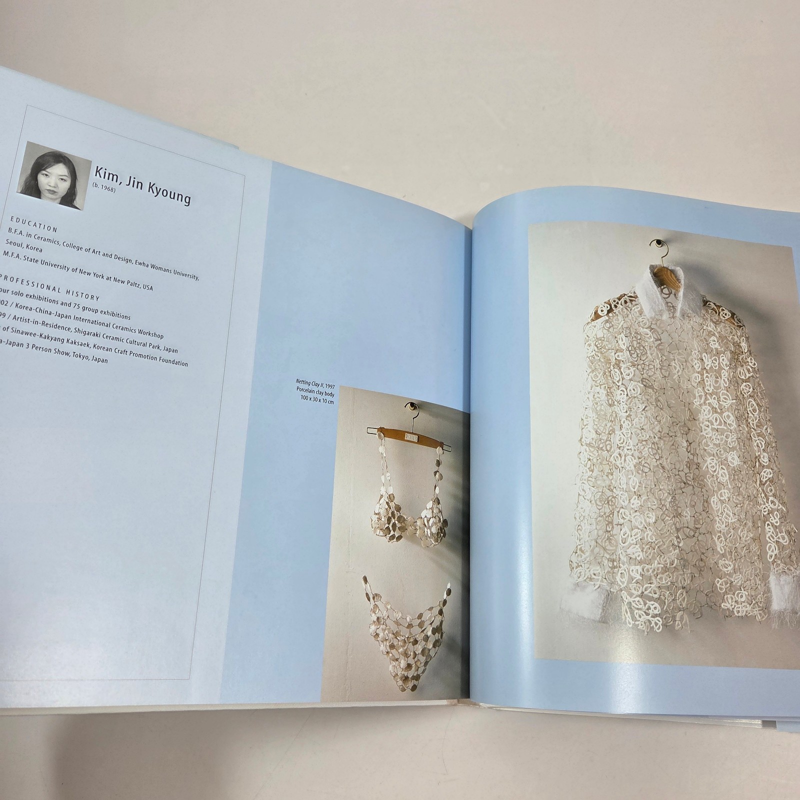 From the Fire Contemporary Korean Ceramics 2004 Illus Exhibition Catalogue HC DJ