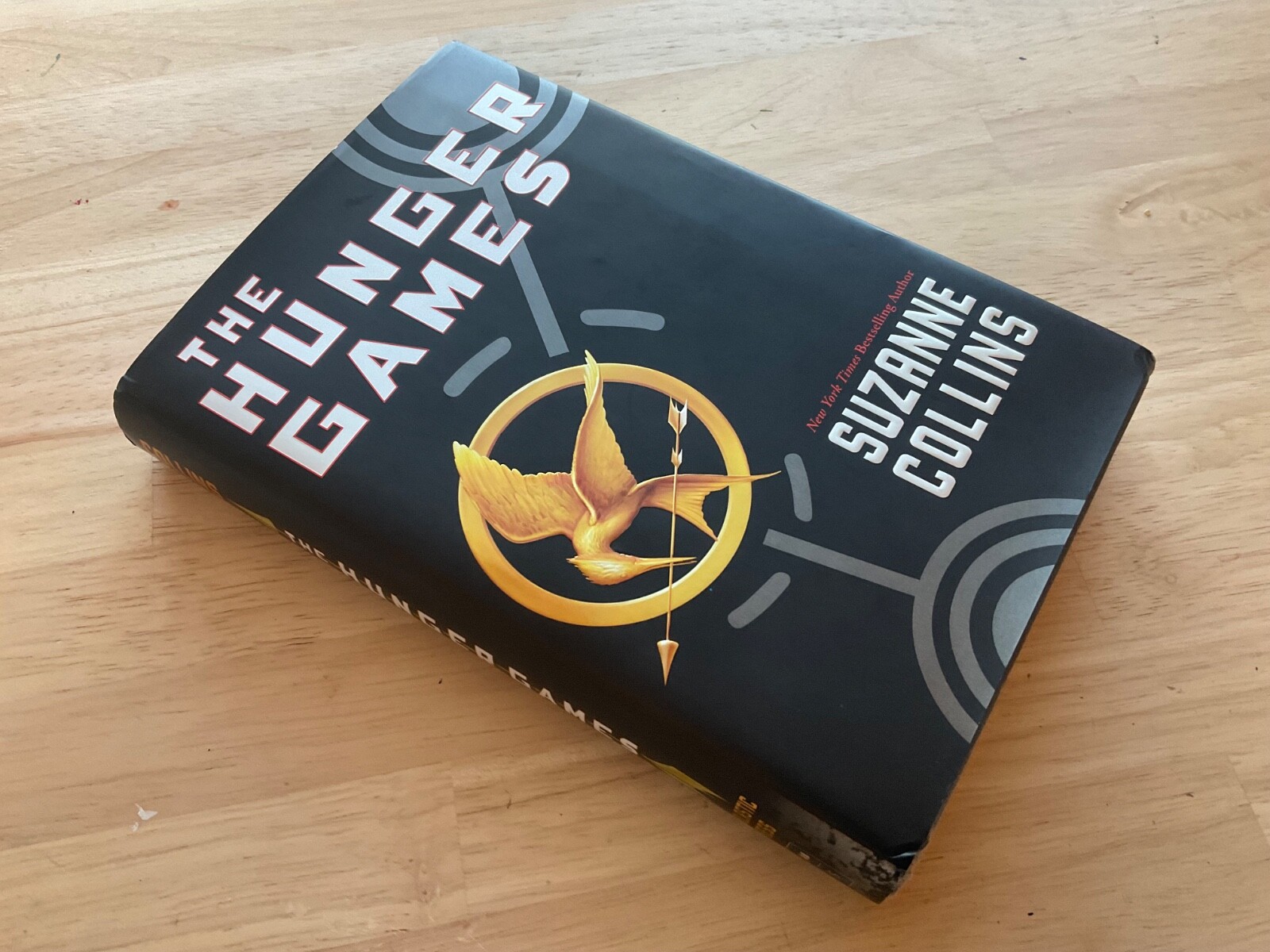 The Hunger Games Suzanne Collins 2008 First Edition 20th Gold Spine Print 2011