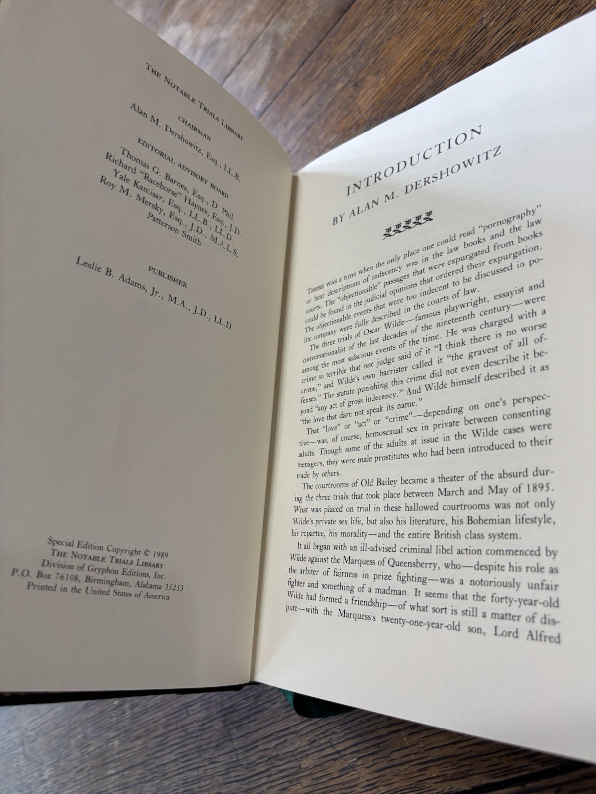 The Trials of Oscar Wilde by H. Montgomery Hyde Notable Trials Library 1989 Gold