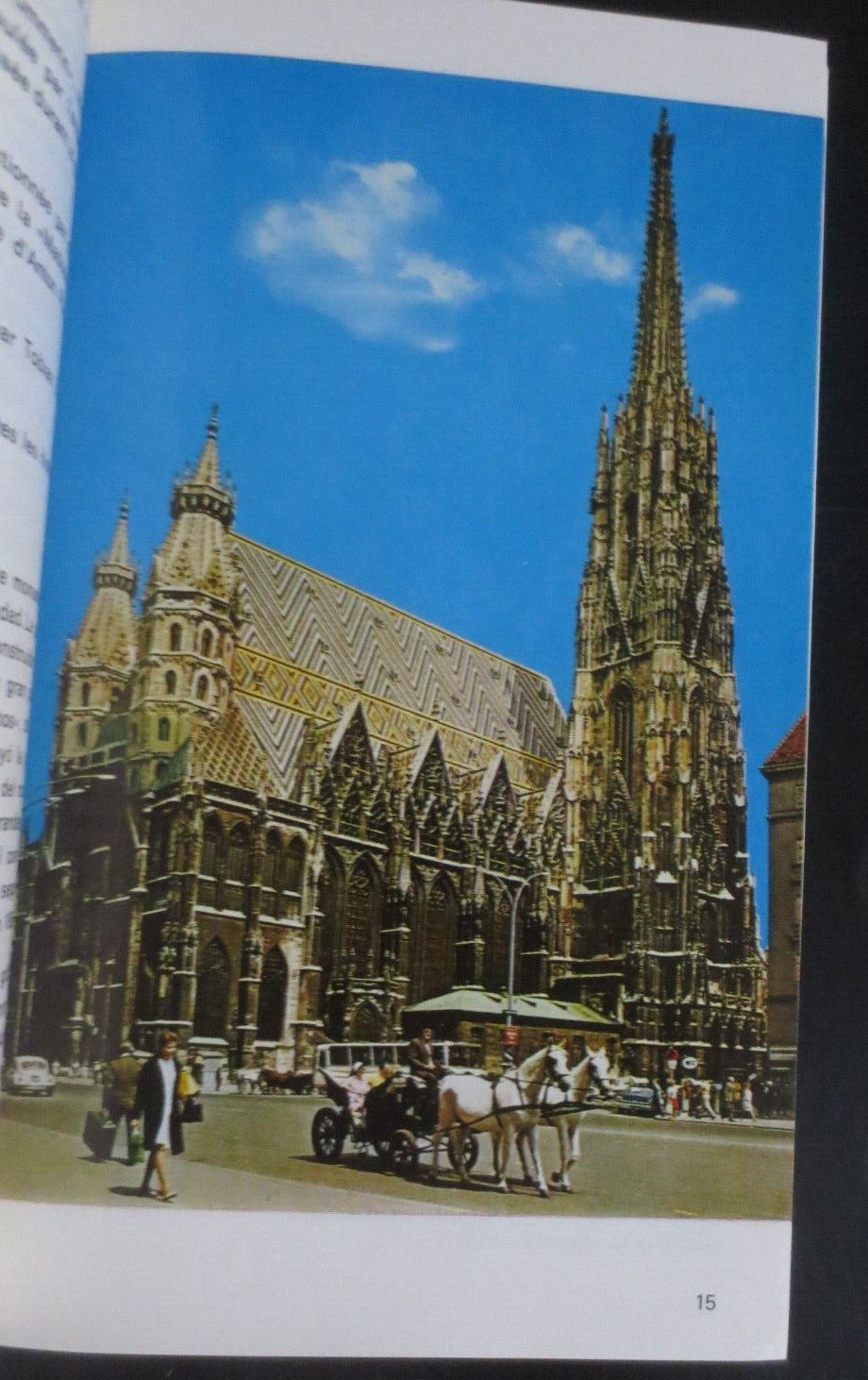 Guide of Vienna with Map Paperback Book 78 Pages 7 X 4.5 inches