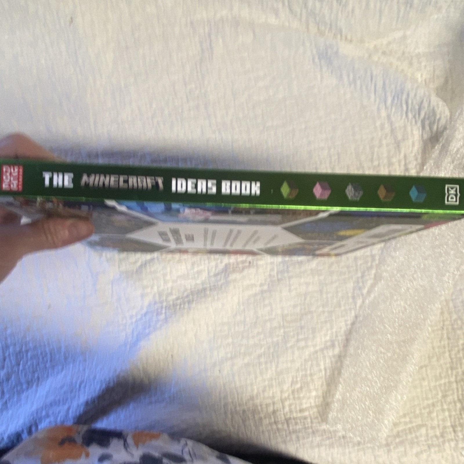 Minecraft The Minecraft Ideas Book 70+ Awesome Builds Hardcover Illustrated 2023
