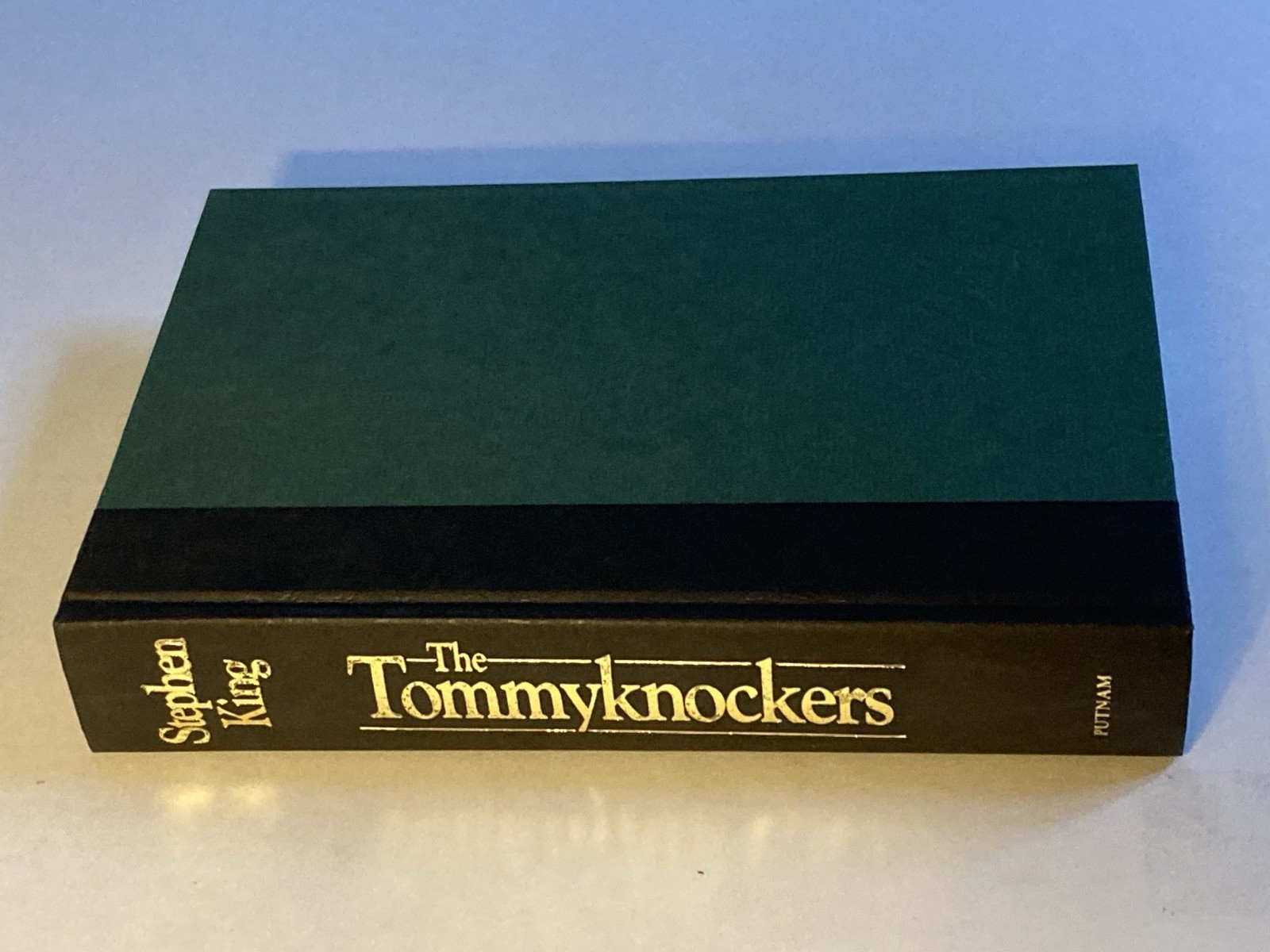 The Tommyknockers by Stephen King; 1st / 1st, 1987, NF / NF Condition