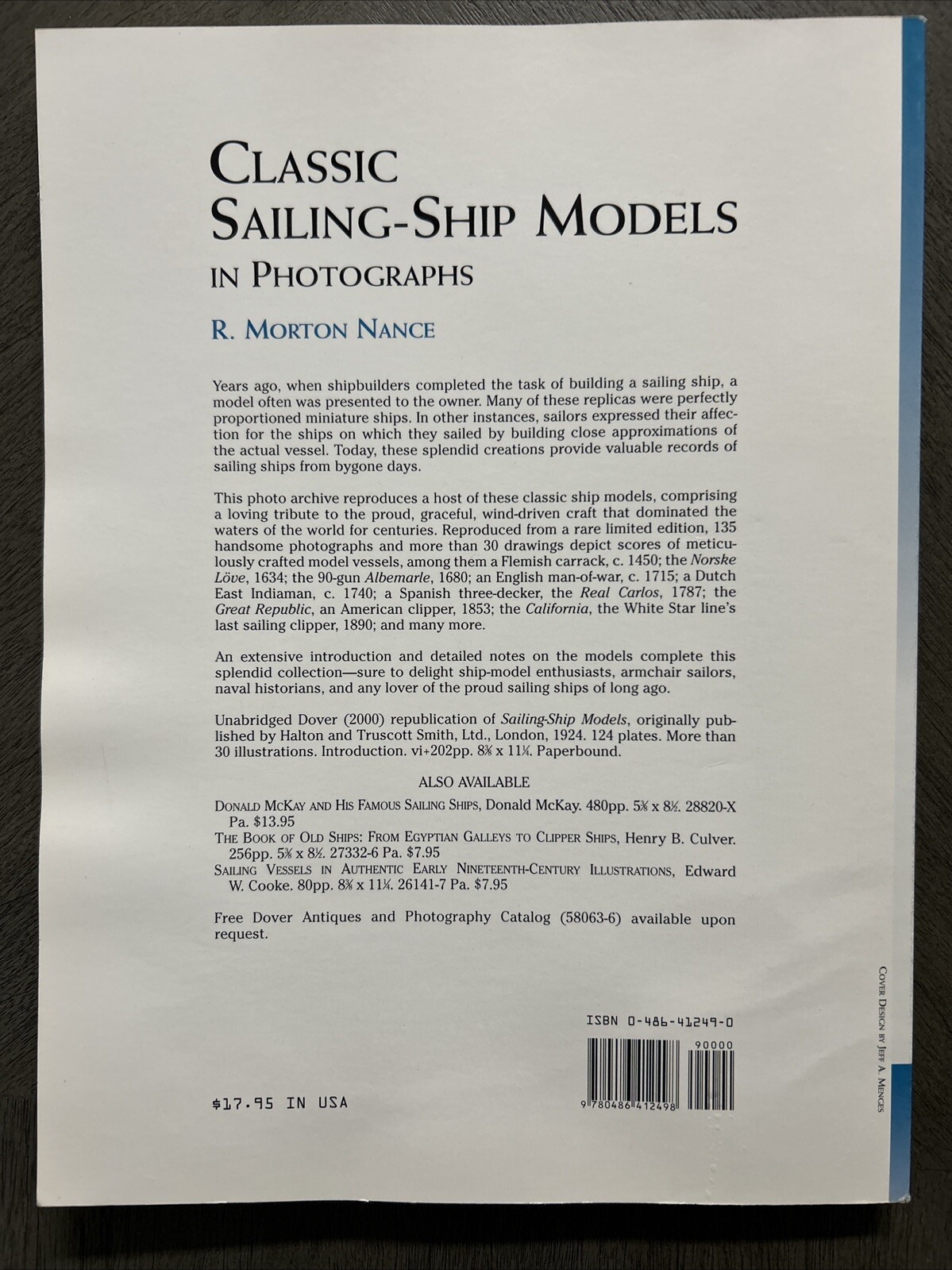 Dover Maritime Ser.: Classic Sailing-Ship Models in Photographs by R. Morton…
