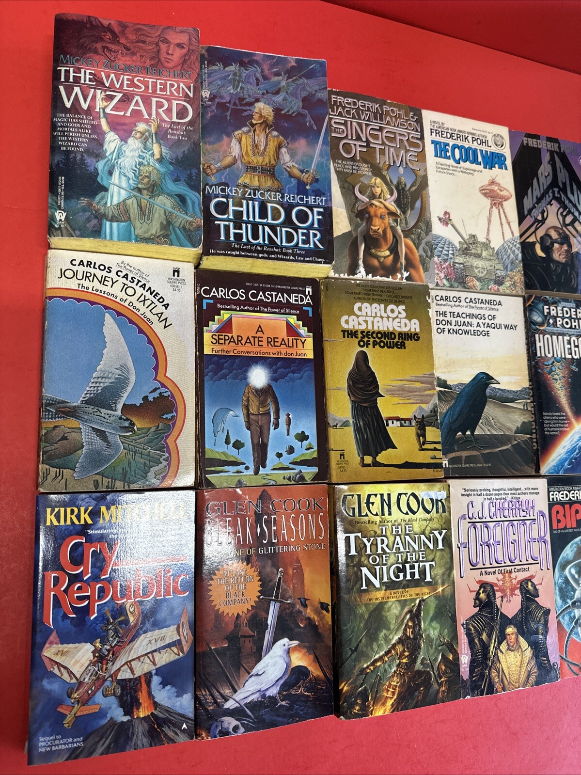 SCIENCE FICTION FANTASY LOT OF 15 PAPERBACK BOOKS SCI FI MULTIPLE AUTHORS