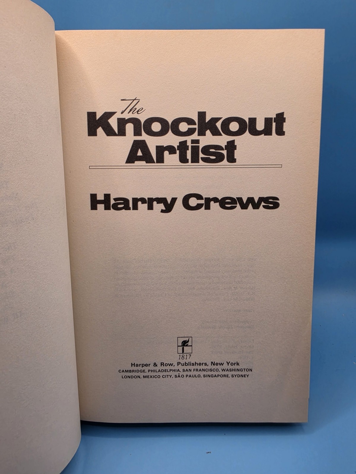 The Knockout Artist: A Novel