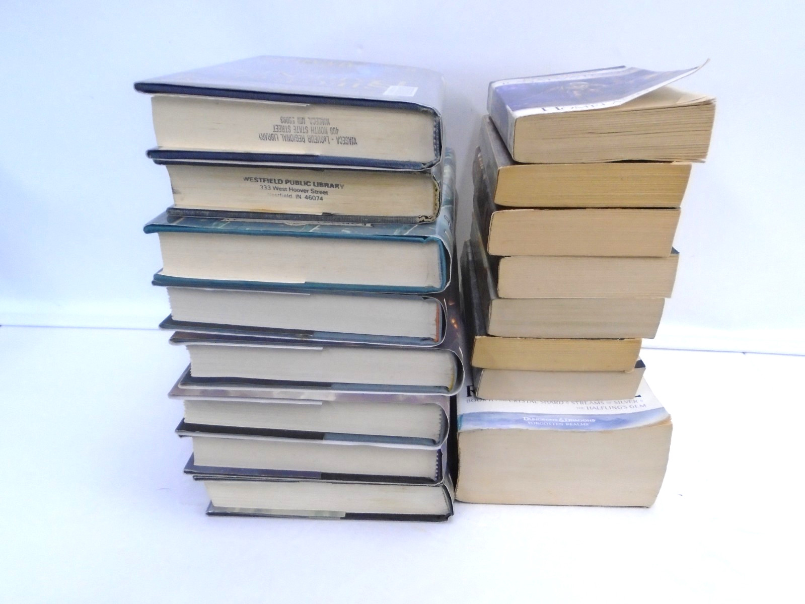 Drizzt Forgotten Realms R.A. Salvatore Lot 16 HC/PB books The Pirate King + More
