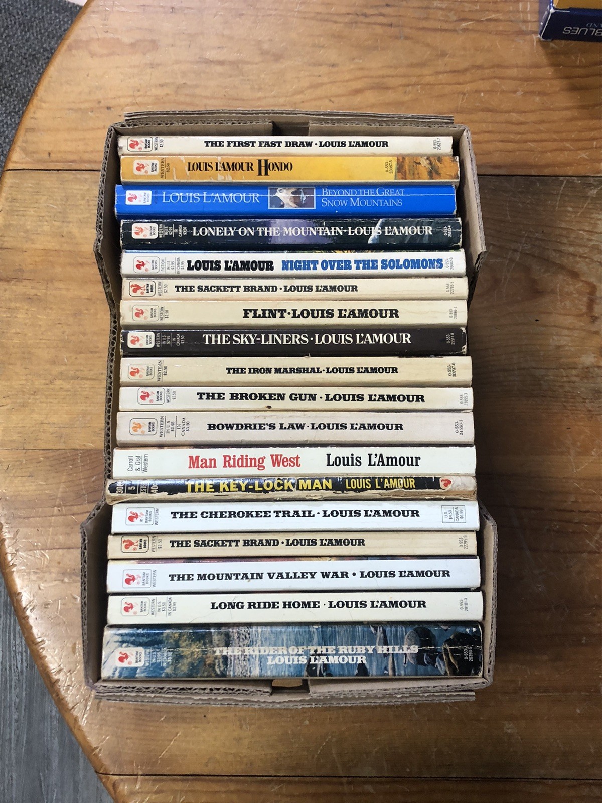 Vintage Louis L’Amour Western Lot 18 Paperback Bantam Books