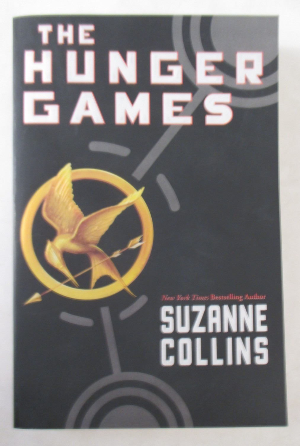 Hunger Games (Hunger Games, Book One) by Suzanne Collins (2010, Trade Paperback)