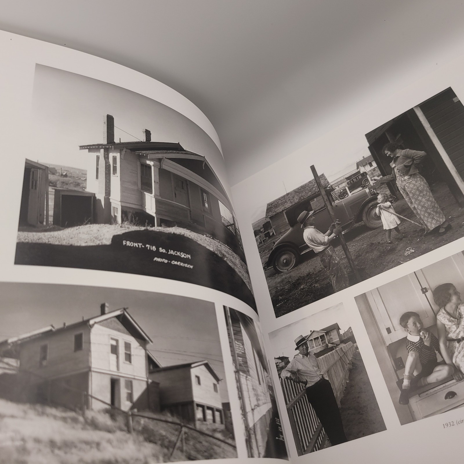 A View From Center Street: Tom Carrigen’s Casper by Mark Junge – Like New