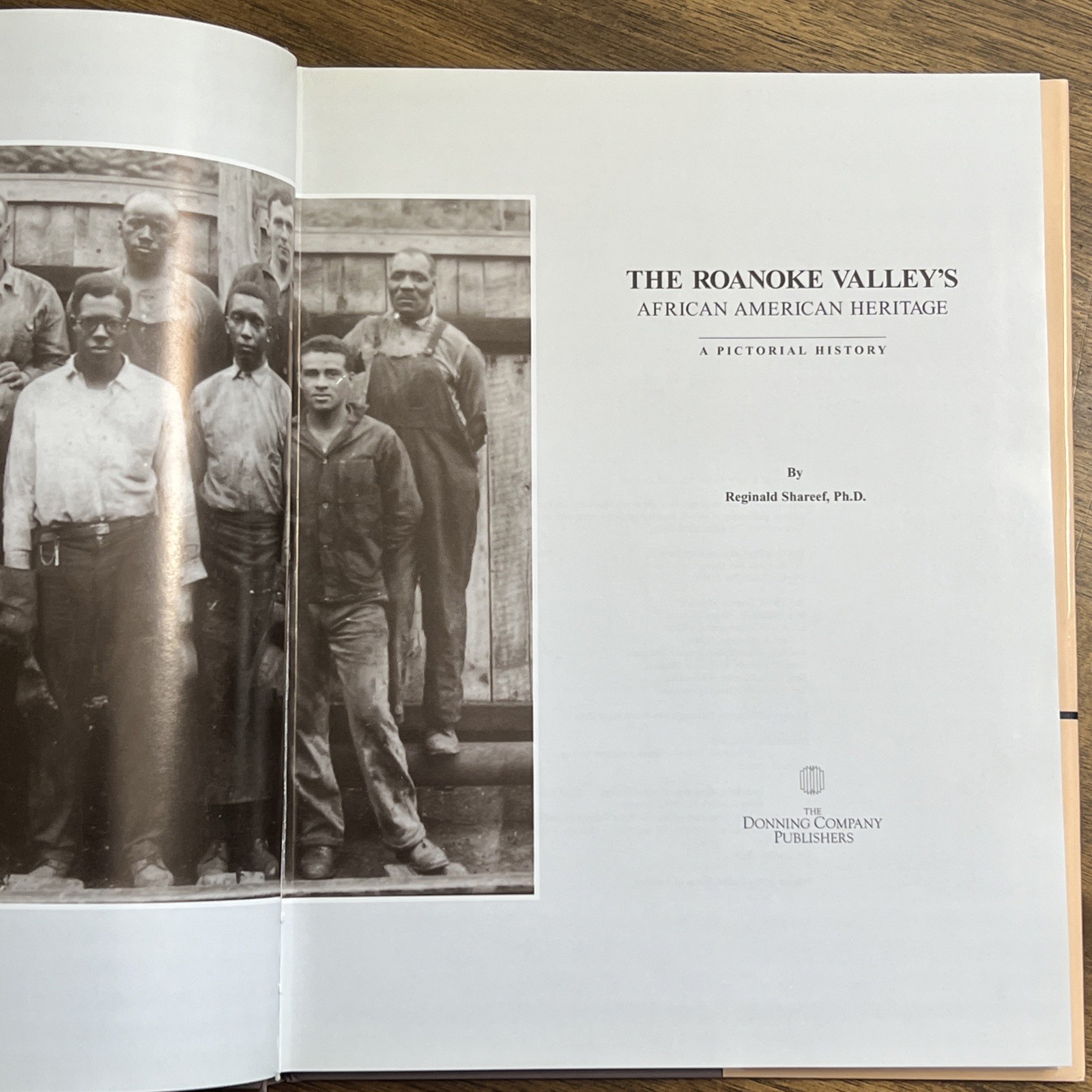 THE ROANOKE VALLEY’S AFRICAN AMERICAN HERITAGE: A By Reginald Shareef HC/DJ