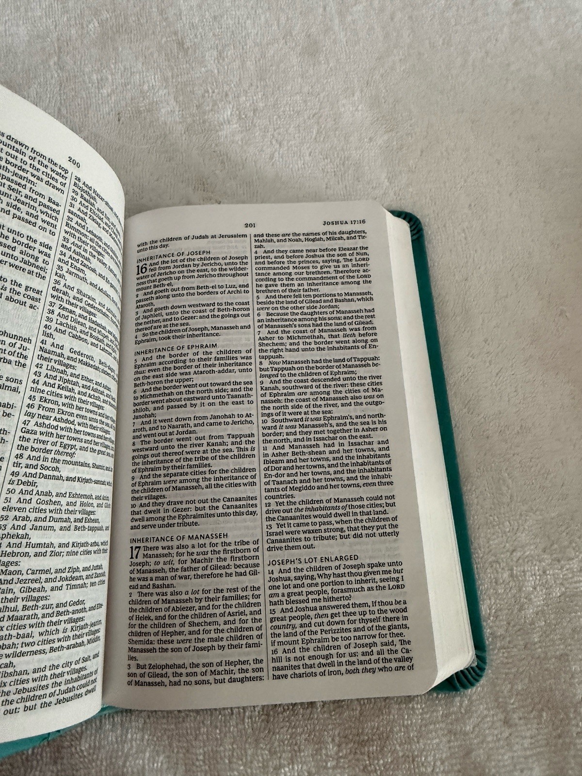 KJV Value Thinline Bible Compact Imitation Leather Red Letter Edition New
