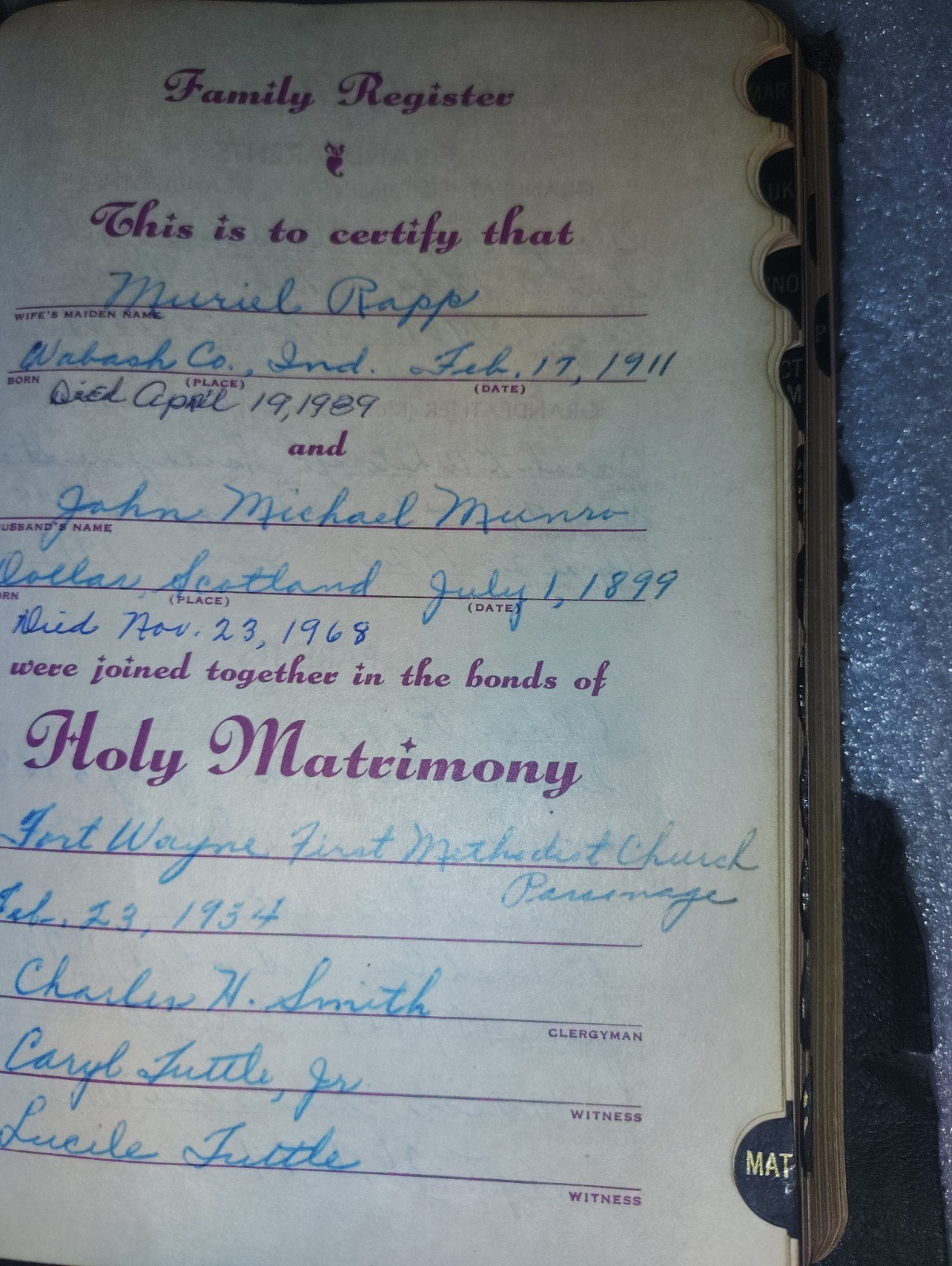 Vintage Holy Bible KJV w/ Ideal Helps National Bible Press Black Leather Tabs