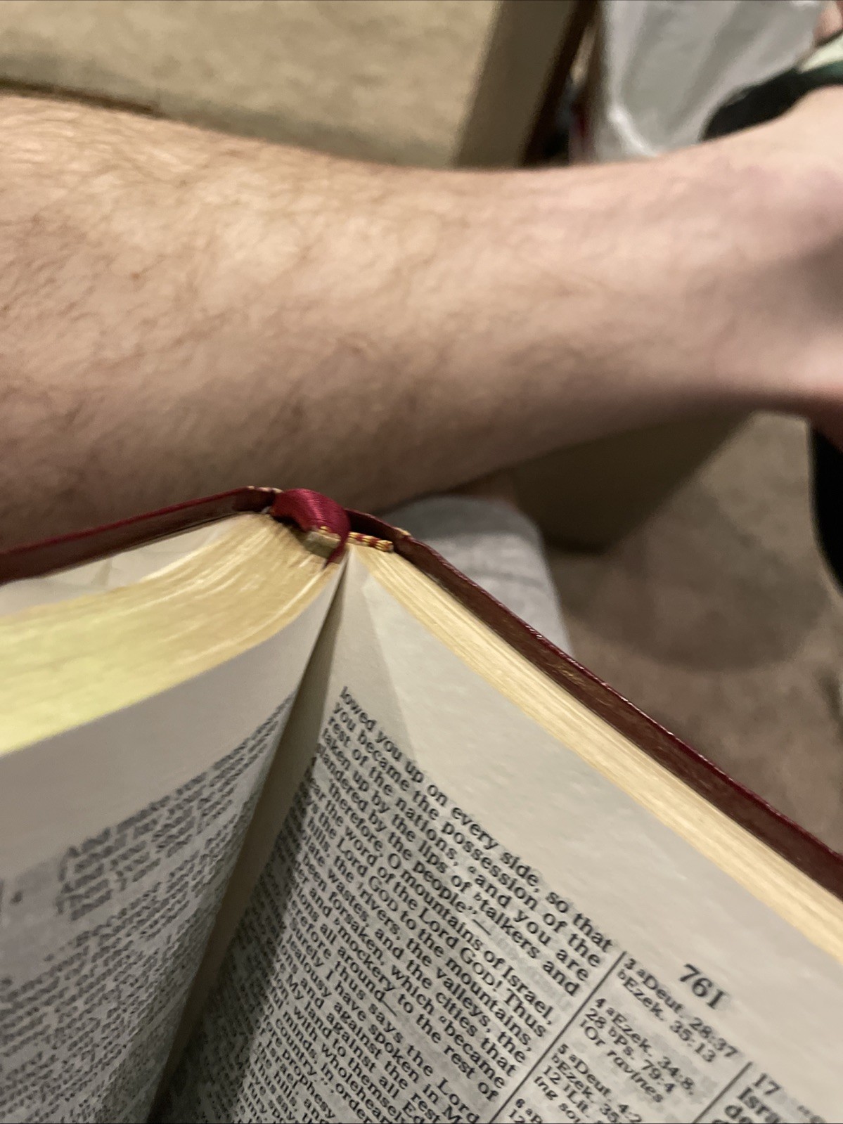 1994 NKJV ULTRATHIN REFERENCE BIBLE BURGUNDY BONDED LEATHER BROADMAN & HOLMAN